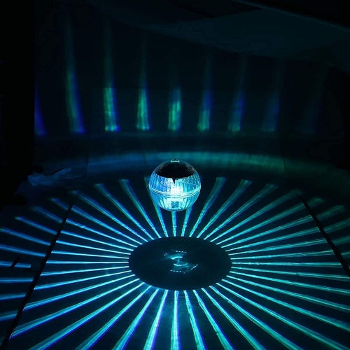 Lauko saulės energija įkraunamas plaukiojantis LED šviestuvas sodo tvenkiniui, baseinui, besisukantis RGB