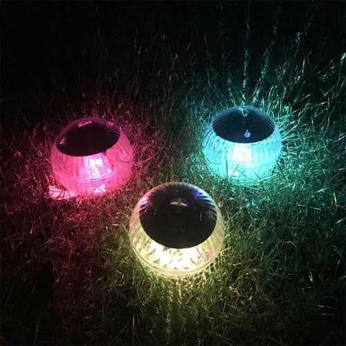Lauko saulės energija įkraunamas plaukiojantis LED šviestuvas sodo tvenkiniui, baseinui, besisukantis RGB