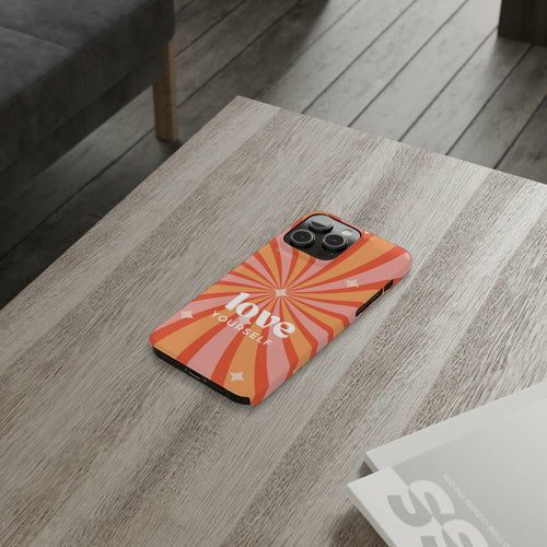 Mylėk save! Teigiamos žinutės plonas dėklas, skirtas „iPhone 14“ serijai