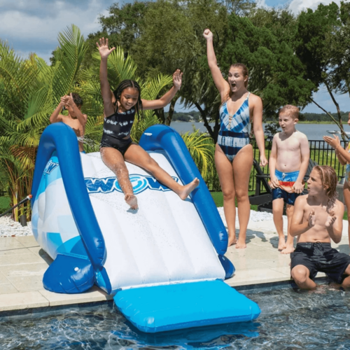 WOW Watersports kaskadinis baseino čiuožykla